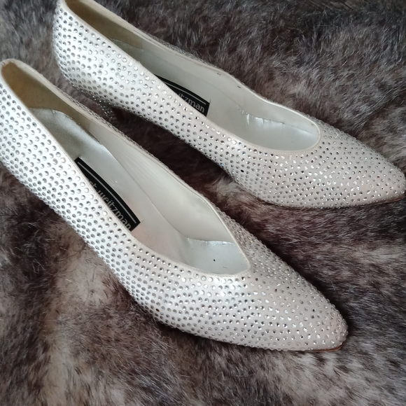 Stuart Weitzman  heels - Picture 1 of 16